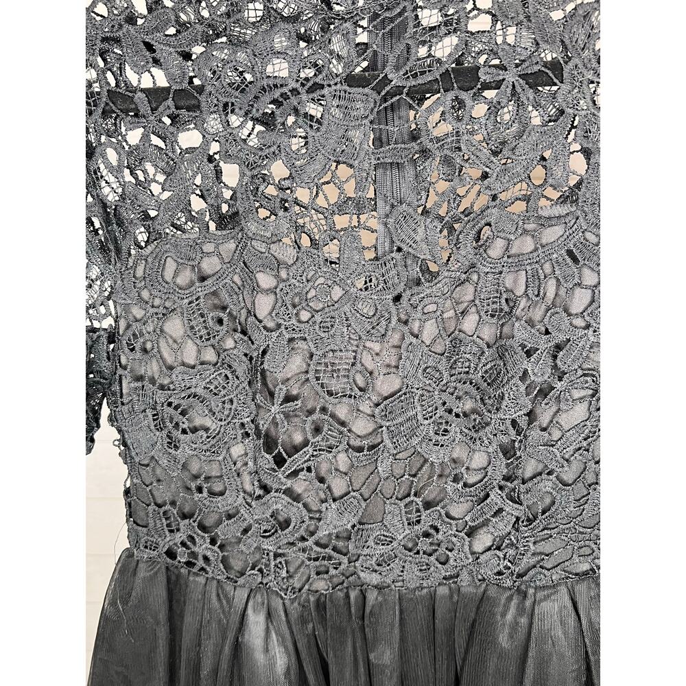 SHEIN Black Lace Mock Neck Fit & Flare Dress - goth Boho Midi size M - Picture 4 of 7